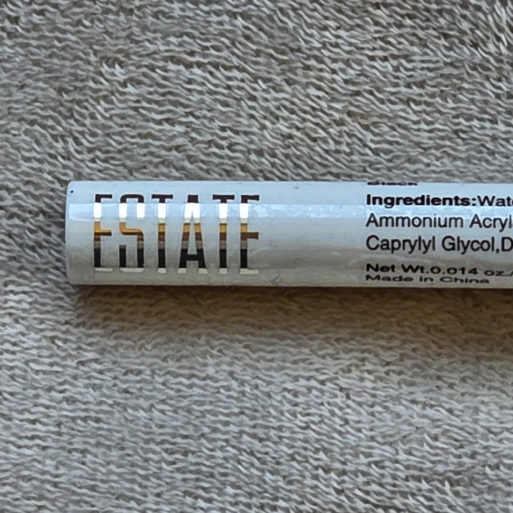 🤩ESTATE COSMETICS Precision Liquid Eyeliner